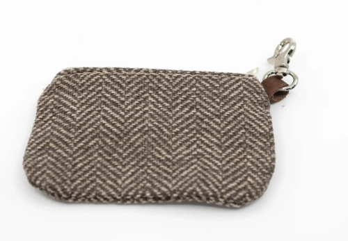 “Herringbone” Dog Poo Bag Holder (Brown) – by Ralph & Co - Image 3